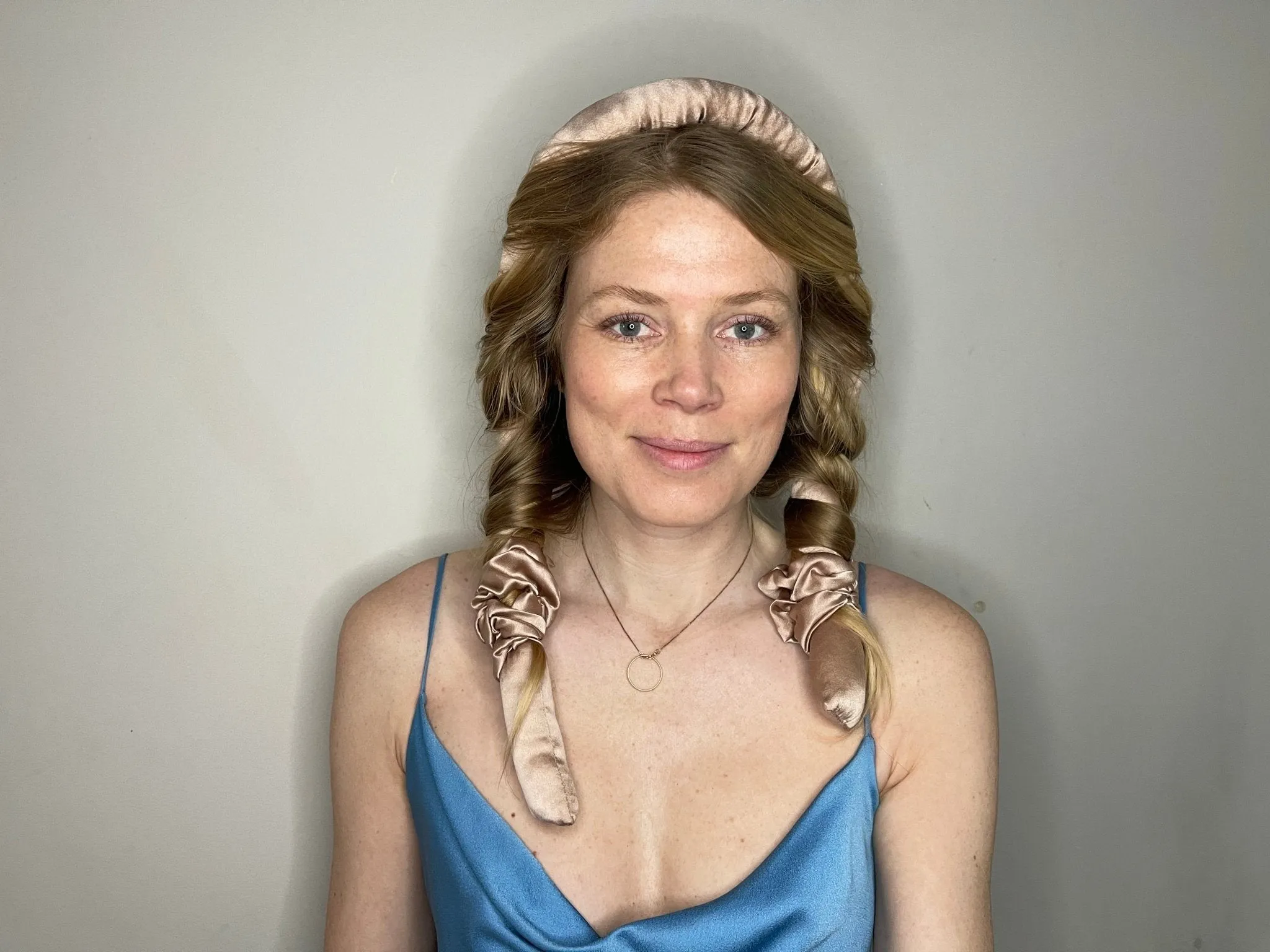 Large Heatless hair curler - Silk ribbon and Scrunchie hair curling set
